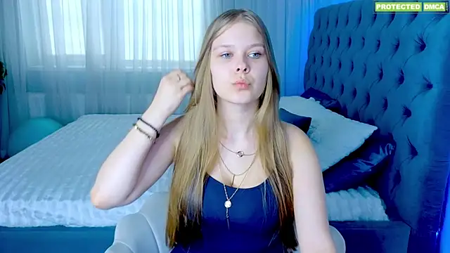 Snapshot of Helena_TVS chatting on July 7, 2026, 9:46 am Helena TVS online show from July 7, 2026, 9:46 am