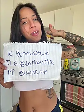 morenitttta online show from May 26, 2026, 3:41 pm