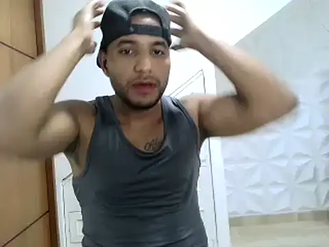Snapshot of Bruno_vip chatting on May 25, 2026, 11:44 pm Bruno vip online show from May 25, 2026, 11:44 pm