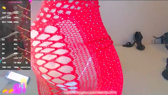 Mathilda3534 online show from June 15, 2026, 1:24 pm