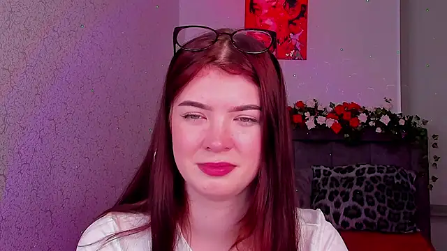 MelissaMay   online show from June 11, 2026, 1:16 am