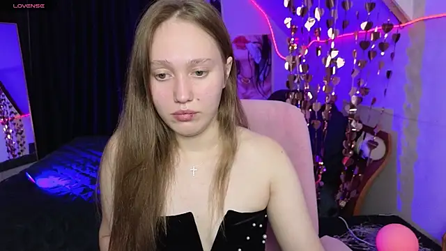 TinaShelton online show from July 11, 2026, 2:20 pm