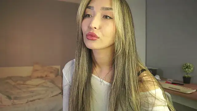 Snapshot of maryshane chatting on May 29, 2026, 3:10 pm maryshane online show from May 29, 2026, 3:10 pm