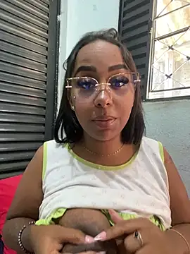 jhenannyy online show from May 27, 2026, 2:47 pm