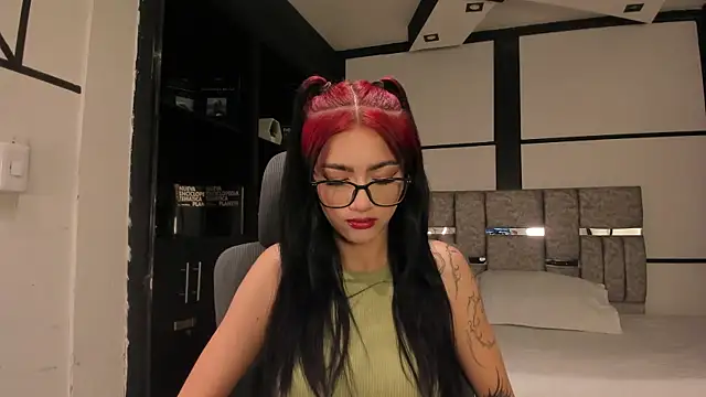 Nezukoo 1 online show from May 26, 2026, 8:49 pm