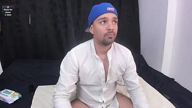 Snapshot of max_ed chatting on May 27, 2026, 3:36 am max ed online show from May 27, 2026, 3:36 am