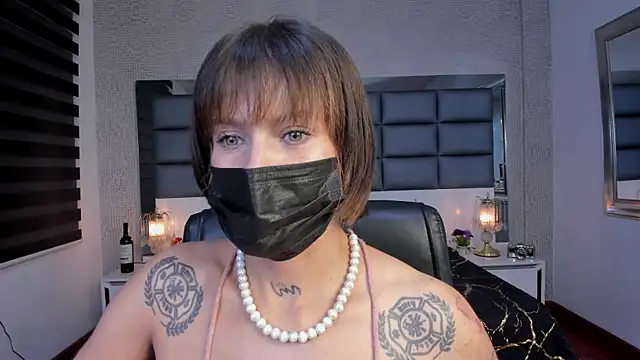 Mrs Regina clk online show from July 16, 2026, 8:59 pm