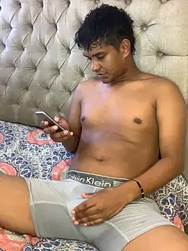 Snapshot of Henrry_s chatting on May 31, 2026, 7:26 pm Henrry s online show from May 31, 2026, 7:26 pm