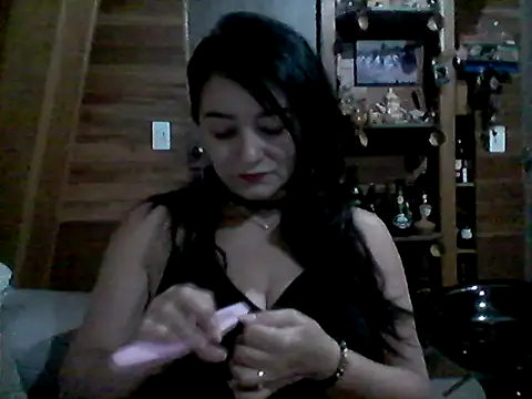 Anlly garcia002 online show from June 27, 2026, 1:54 am
