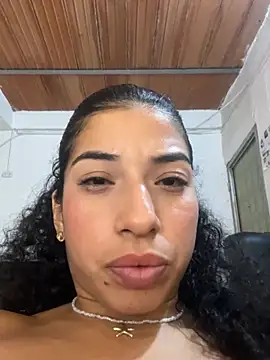 Miily 0 online show from June 25, 2026, 5:12 am