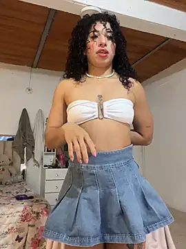 Miily 0 online show from July 6, 2026, 2:52 am