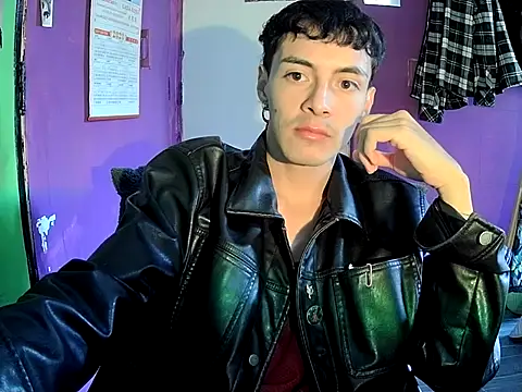 crisanto8 online show from May 26, 2026, 10:28 pm