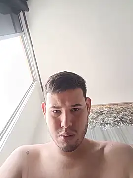 Julito777jj online show from May 30, 2026, 9:45 pm