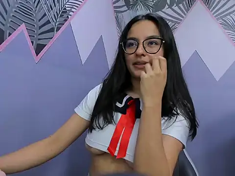 AuroraGreyy online show from June 8, 2026, 12:27 pm