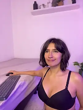 Frrancesca  online show from June 12, 2026, 3:49 am