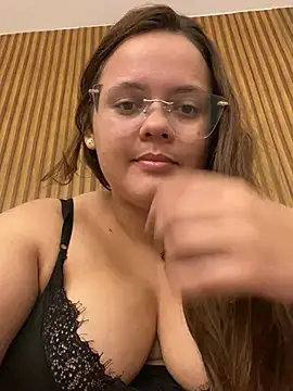 Snapshot of Laryssinha_69 chatting on July 2, 2026, 1:49 am Laryssinha 69 online show from July 2, 2026, 1:49 am