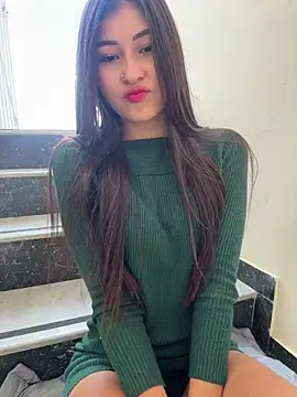 Snapshot of Aylin-fire chatting on May 26, 2026, 6:48 pm Aylin-fire online show from May 26, 2026, 6:48 pm
