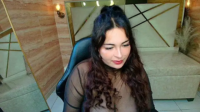 Kiara Moon r online show from July 14, 2026, 3:11 am