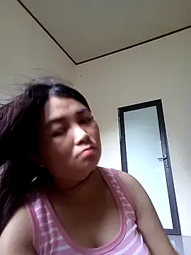 Snapshot of Giee00 chatting on May 25, 2026, 9:48 am Giee00 online show from May 25, 2026, 9:48 am