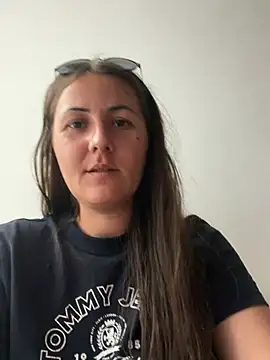 BrunetteNymph online show from July 16, 2026, 11:16 am