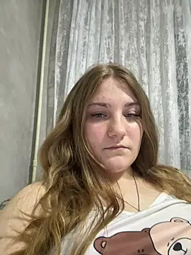 Snapshot of Flowers889 chatting on May 27, 2026, 10:07 pm Flowers889 online show from May 27, 2026, 10:07 pm