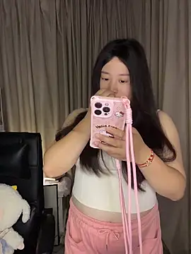 Snapshot of Luckysisi-s chatting on May 26, 2026, 11:28 am Luckysisi-s online show from May 26, 2026, 11:28 am