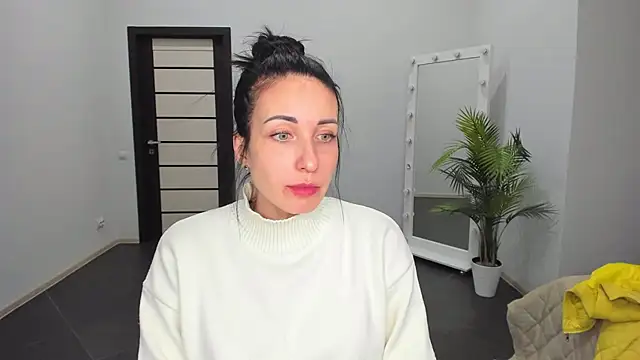 BouncySweety online show from March 17, 2025, 1:50 pm