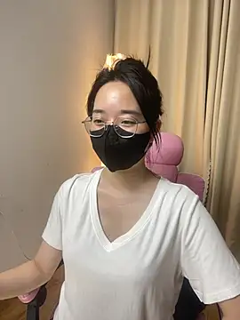 miuu6868 online show from May 24, 2026, 2:00 pm