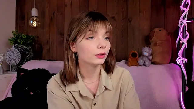 IvoryPesante online show from July 12, 2026, 8:38 am