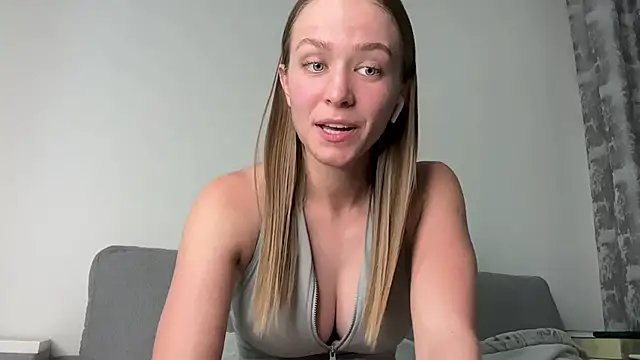 DanikaMory online show from June 19, 2026, 12:42 pm