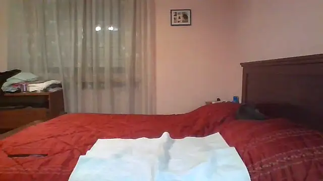 ItalianBigBoobs online show from February 17, 2026, 7:20 pm