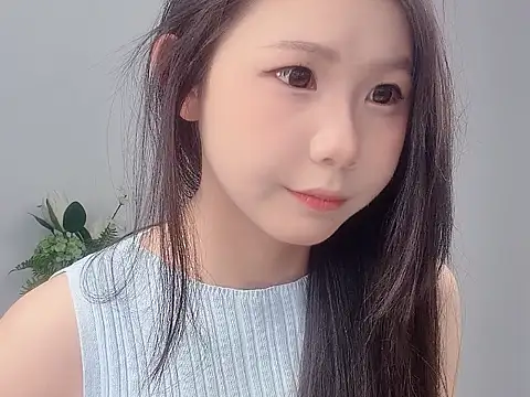 Snapshot of Rose_love69 chatting on May 29, 2026, 2:53 am Rose love69 online show from May 29, 2026, 2:53 am