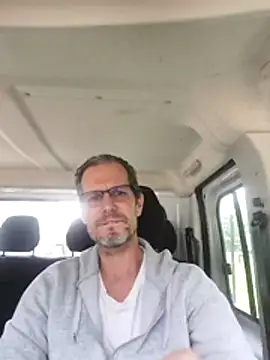 Bifititooz online show from June 4, 2026, 9:37 am