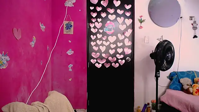 luna ass12 online show from June 30, 2026, 3:24 pm
