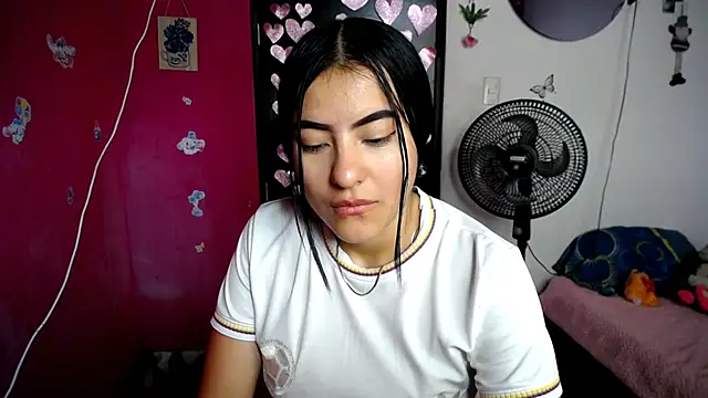 luna ass12 online show from July 3, 2026, 7:31 pm