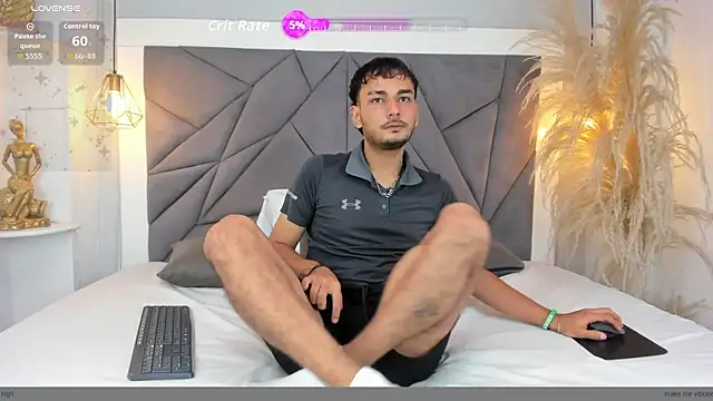 Snapshot of LiamBlake_ chatting on July 4, 2026, 5:46 am LiamBlake online show from July 4, 2026, 5:46 am