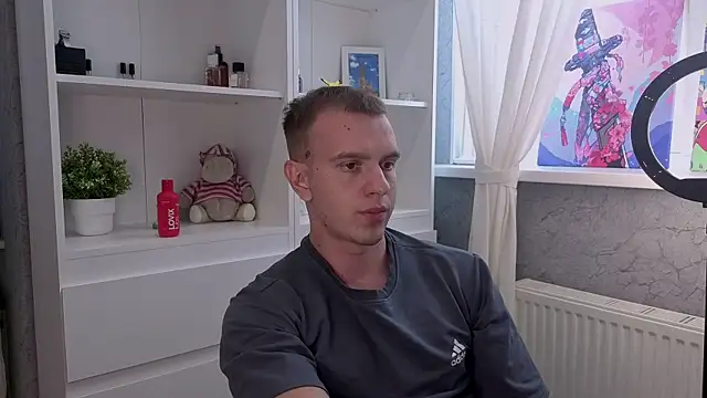 Snapshot of Max_Kunn chatting on July 3, 2026, 9:48 am Max Kunn online show from July 3, 2026, 9:48 am