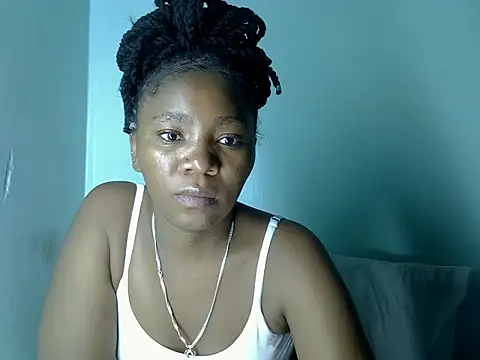 sassykisser online show from May 27, 2026, 1:57 am