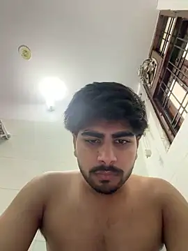 Snapshot of funwithchinuu chatting on May 29, 2026, 1:31 pm funwithchinuu online show from May 29, 2026, 1:31 pm