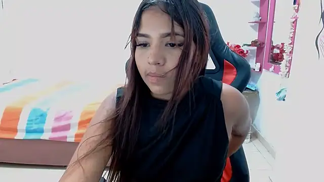 Alanna lan1501 online show from July 14, 2026, 8:03 pm