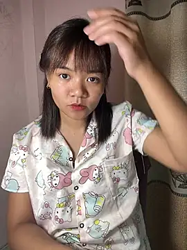 Snapshot of Ari_baby9 chatting on July 7, 2026, 2:54 pm Ari baby9 online show from July 7, 2026, 2:54 pm