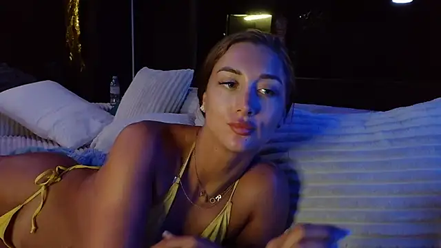 Snapshot of Stripper_SofiaX chatting on June 18, 2026, 9:08 pm Stripper SofiaX online show from June 18, 2026, 9:08 pm
