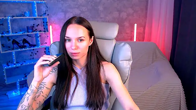 Snapshot of NicoleMerz chatting on July 10, 2026, 5:37 pm NicoleMerz online show from July 10, 2026, 5:37 pm