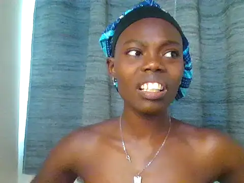Snapshot of Sweet_quincy chatting on July 9, 2026, 9:35 am Sweet quincy online show from July 9, 2026, 9:35 am