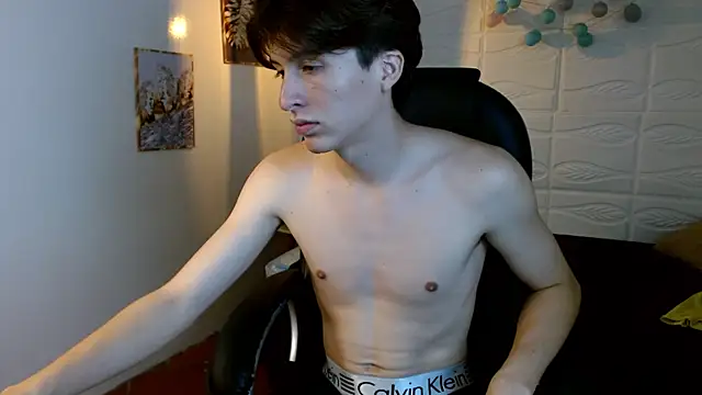 Marcoviolet online show from June 17, 2026, 8:32 pm