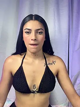 Saracortess online show from July 7, 2026, 10:03 pm