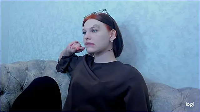 Nora Finch online show from June 25, 2026, 10:09 am