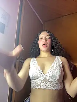 Juliana pink18 online show from June 18, 2026, 4:46 am