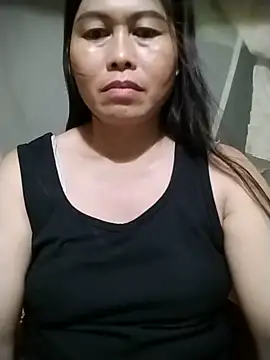 Snapshot of -Hatybi- chatting on June 6, 2026, 11:59 am -Hatybi- online show from June 6, 2026, 11:59 am