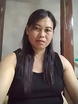 Snapshot of -Hatybi- chatting on June 29, 2026, 8:42 am -Hatybi- online show from June 29, 2026, 8:42 am